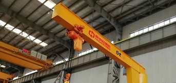 上海电气风电设备河北公司定制5吨悬臂吊调试完成